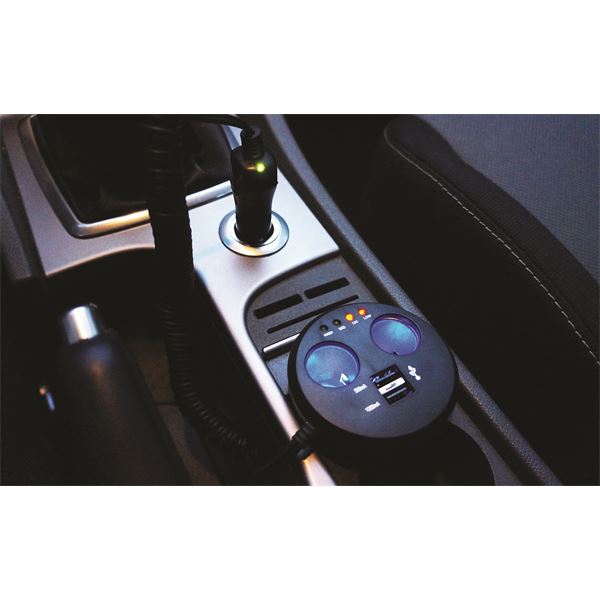 Multiprise allume-cigare USB sur porte boisson
