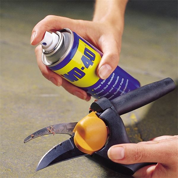 Produit Multifonction WD-40 aérosol 100 ml