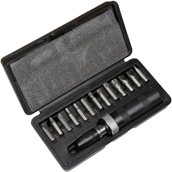 Coffret de tournevis à frapper avec embouts