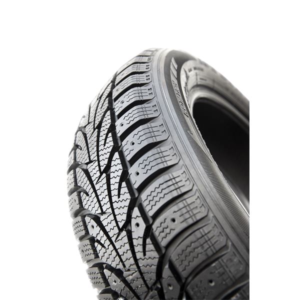 Pneu 4X4 Hiver Sailun 235/65R17 104T Ice Blazer WST1
