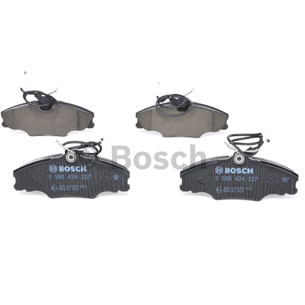 4 plaquettes de frein avant Bosch BP105