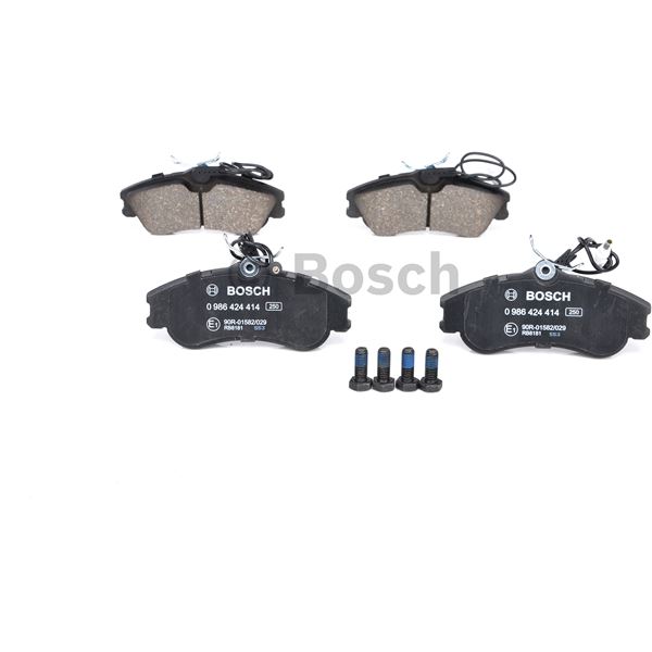 4 plaquettes de frein avant Bosch BP204