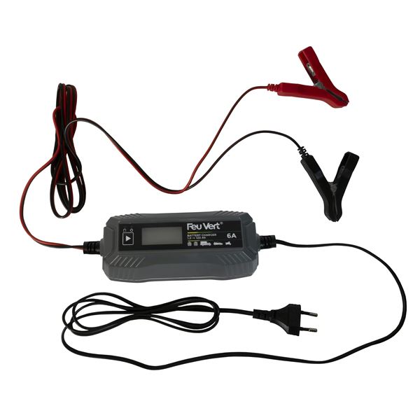 Chargeur de batterie automatique 6/12V - 6 Ampères FEU VERT