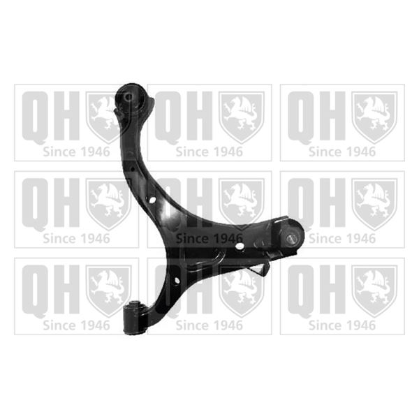 1 triangle de suspension droit Quinton Hazell QSA2700S