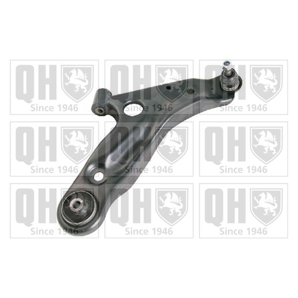 1 triangle de suspension droit Quinton Hazell QSA2722S
