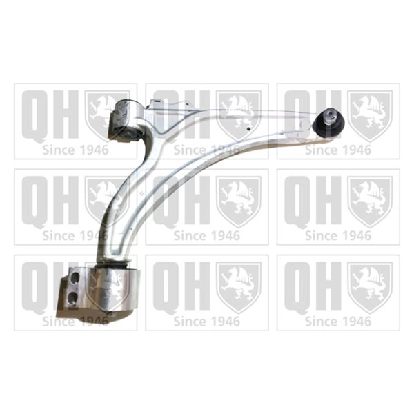 1 triangle de suspension droit Quinton Hazell QSA2746S