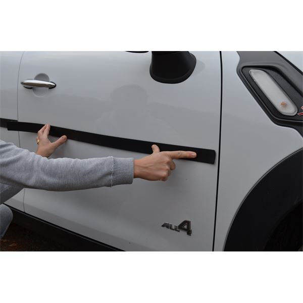 Baguette de protection noire 40mm X 4m