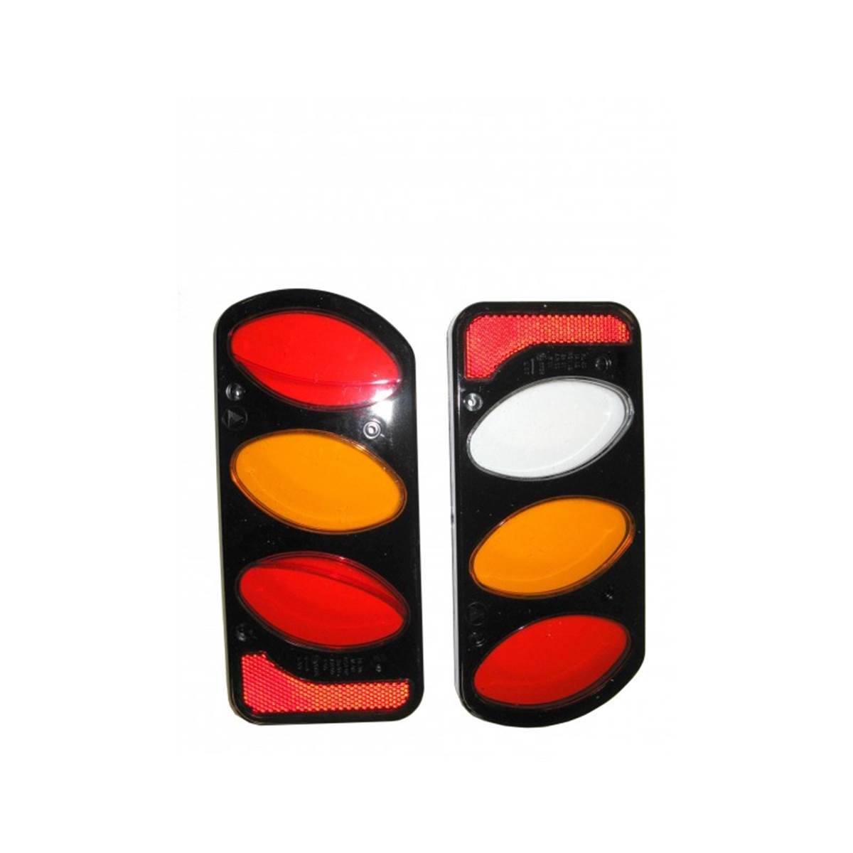 Feux Pour Porte Velos Sur Attelage Pure Instinct Peruzzo