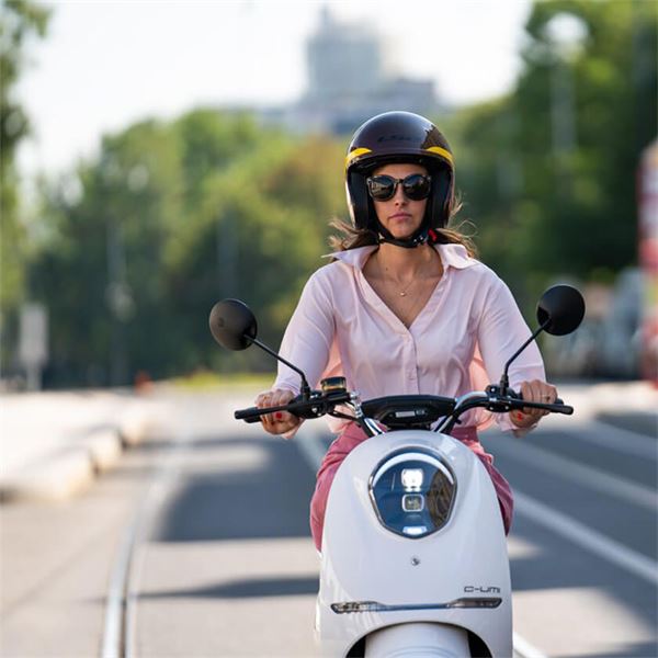 Scooter électrique C-Umi YADEA Blanc
