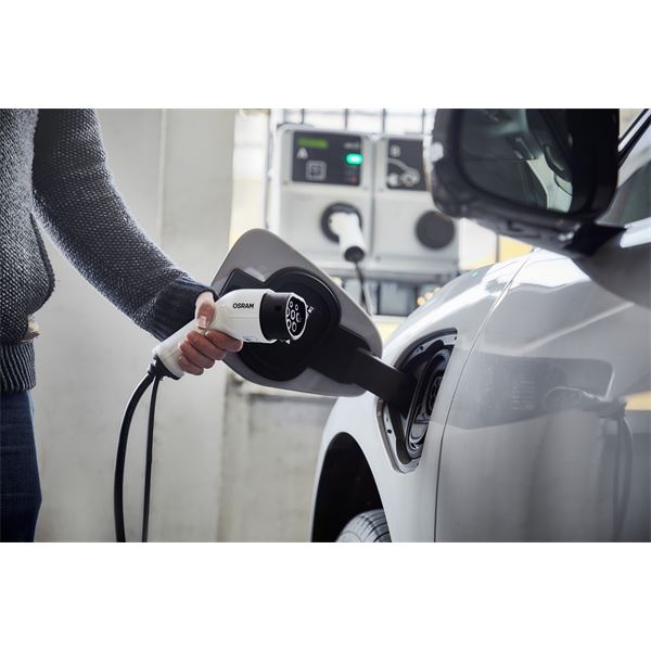 Câble de charge véhicule électrique T2/T2 16A monophasé OSRAM