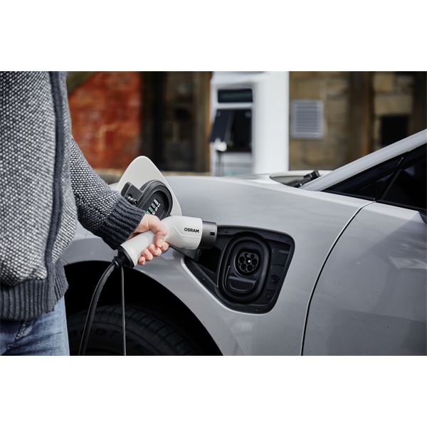 Câble de charge véhicule électrique T2/T2 16A monophasé OSRAM