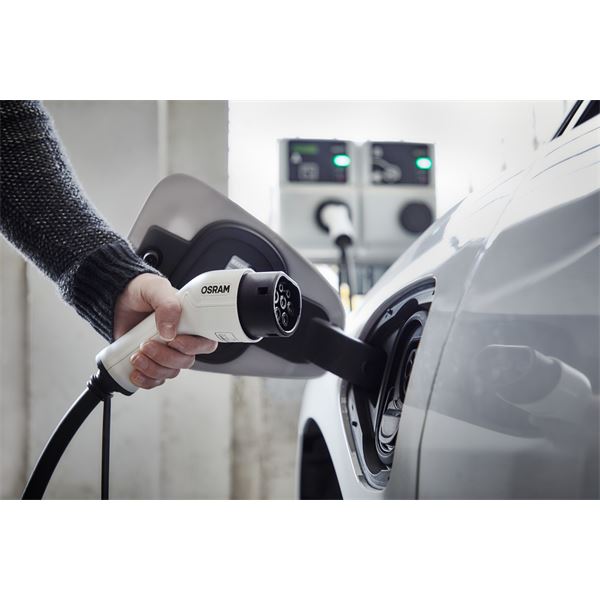 Câble de charge véhicule électrique T2/T2 32A triphasé OSRAM