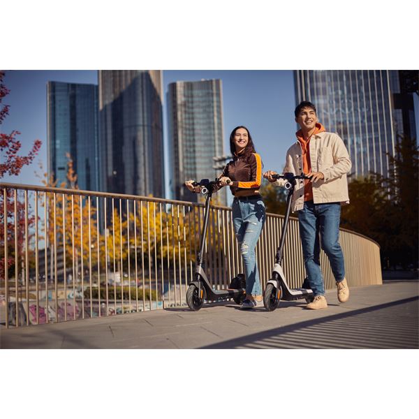 Trottinette électrique KQi2PRO blanche Niu
