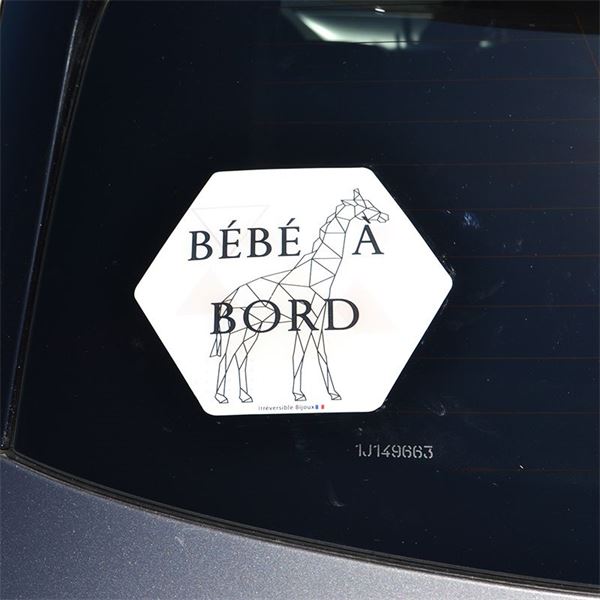 Adhésif bébé à bord Made in France - Girafe noir et blanc