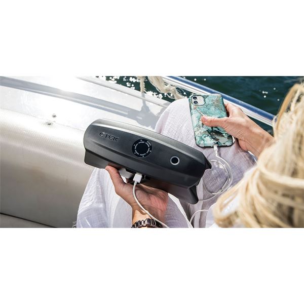 Chargeur de batterie 4 en 1 CS Free CTEK
