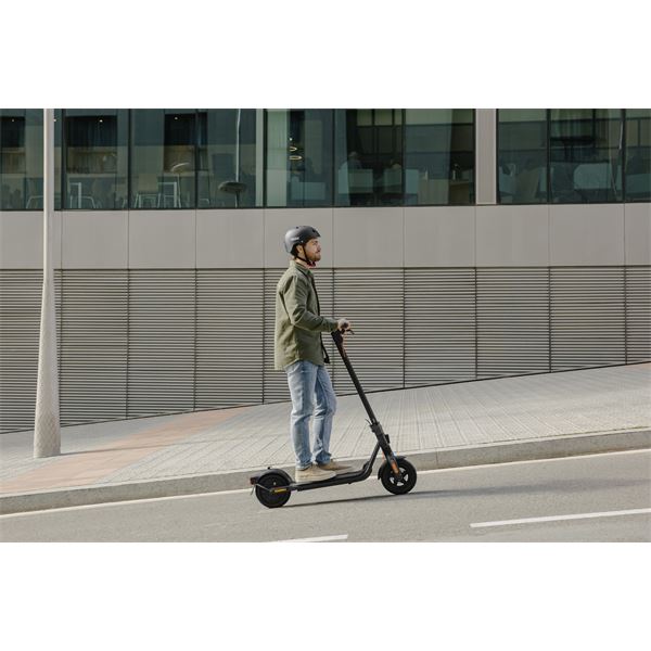 Trottinette électrique F2E Segway Ninebot