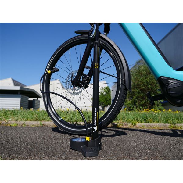 Pompe à Pied pour vélo Air Control MICHELIN